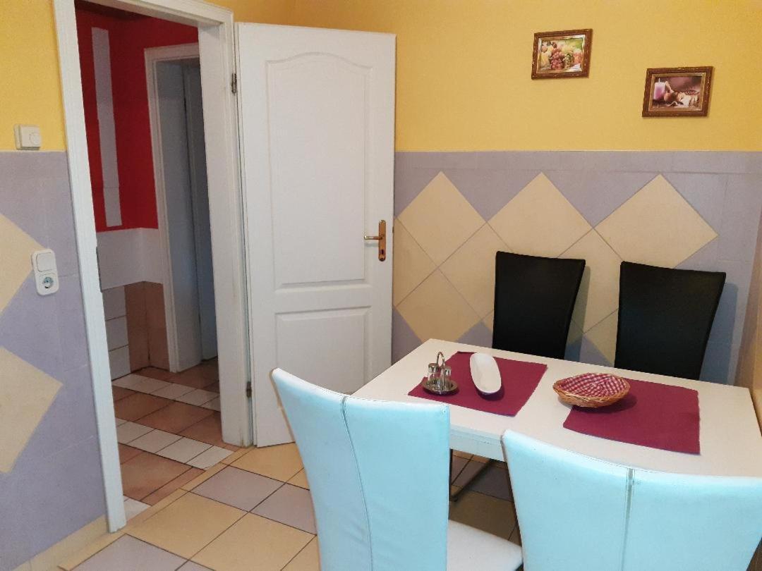 Sleep In Baden-Baden Apartment Екстериор снимка